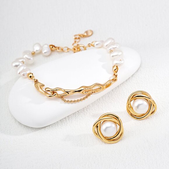 925 Gold Baroque Pearl Organic Link Bracelet - Picture 4 of 5